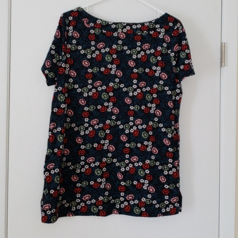 Loft Outlet flowered shirt